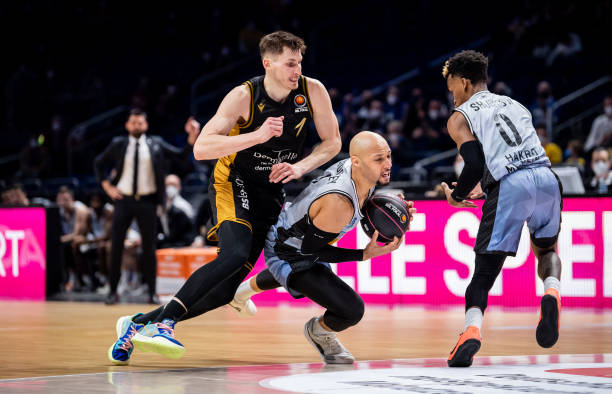 战印尼的拉 战印尼的拉