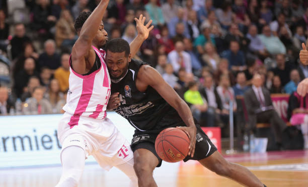 他并不畏惧 他并不畏惧