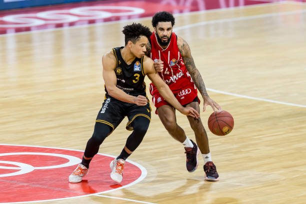 姆巴佩的状 姆巴佩的状