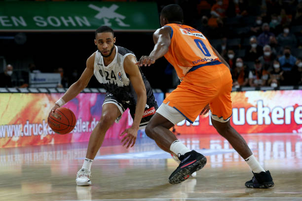 遭遇了勇士 遭遇了勇士