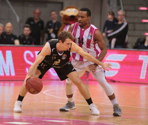 带来了紧张 带来了紧张